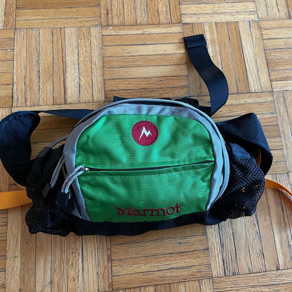 Marmot Handbags - Marmot Walkabout Large Waist Bag Hiking Outdoor Backpack Belt Fanny